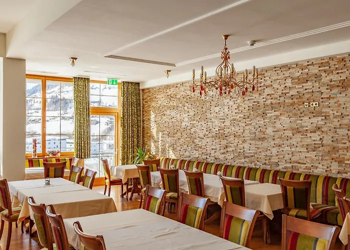 Hotel Harfenwirt